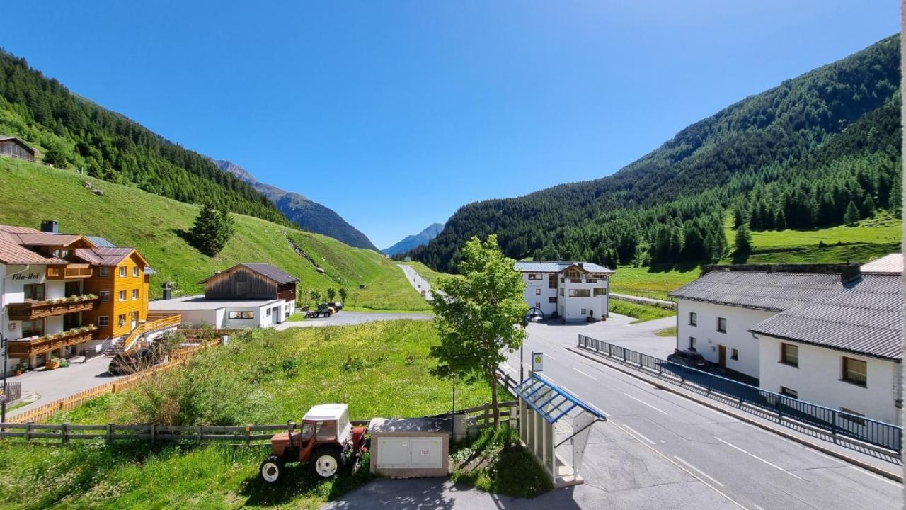 Sonnenkogel Appartement Galtuer Exterior photo